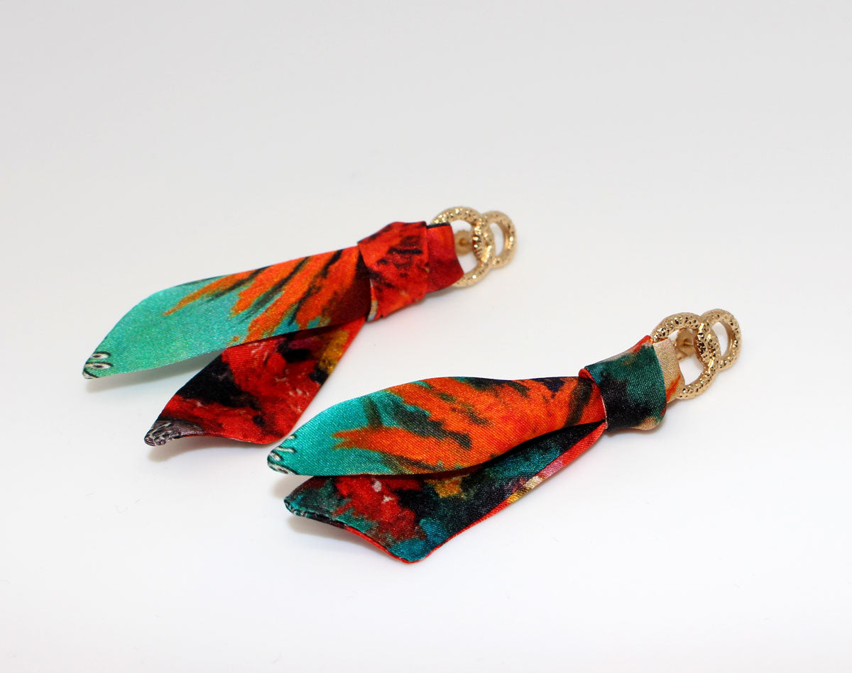 Pendientes de corbata de seda de coloridos corales letsgotopaname